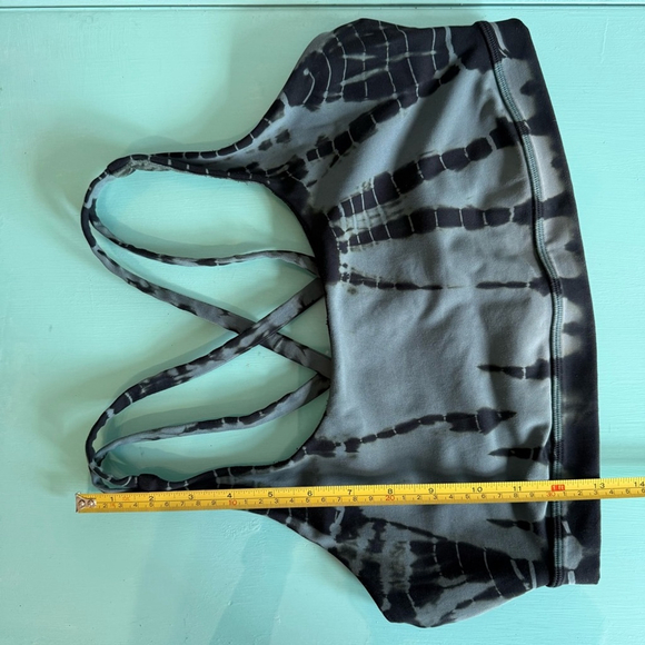 Lululemon Athletica Black and Green Sports Bra - Picture 4 of 6